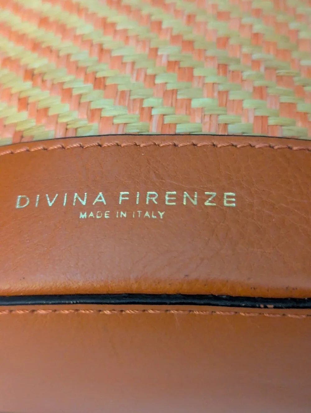 Divina Firenze Orange Woven Bucket Crossbody Bag.Made In Italy